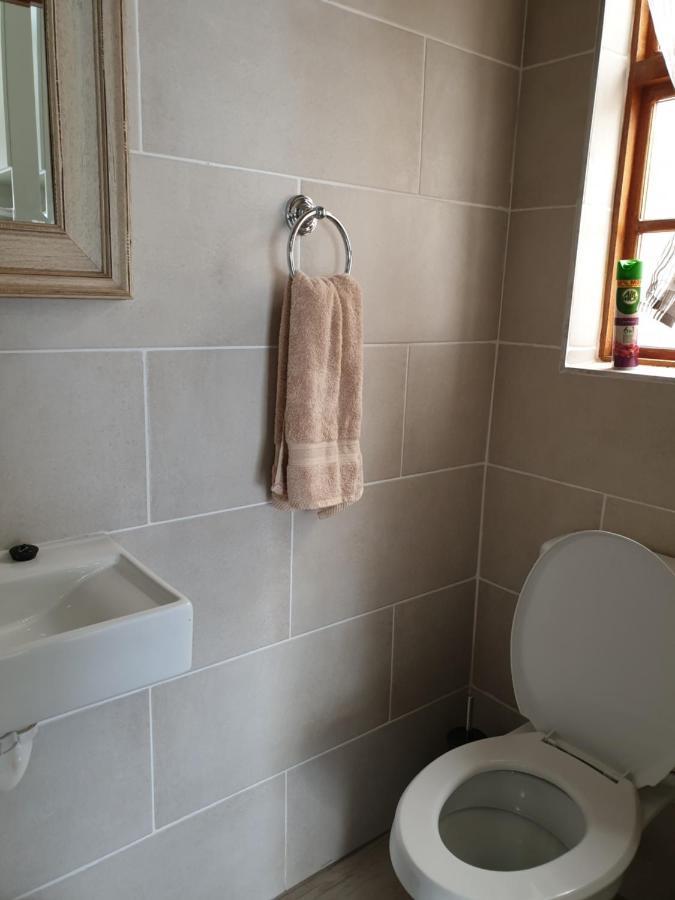 Pongola Road Self Catering Accommodation Uitenhage Екстериор снимка