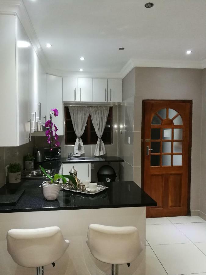 Pongola Road Self Catering Accommodation Uitenhage Екстериор снимка