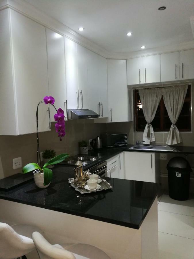 Pongola Road Self Catering Accommodation Uitenhage Екстериор снимка