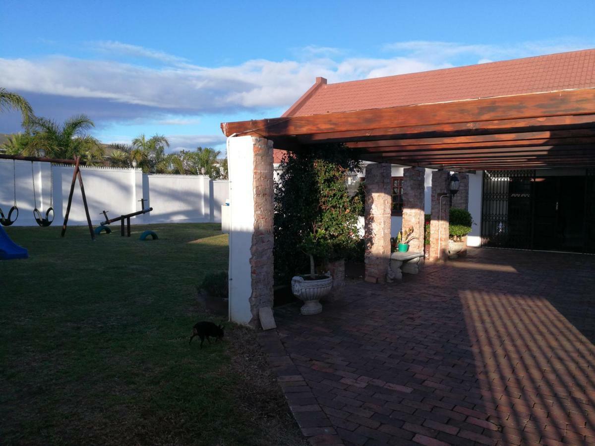 Pongola Road Self Catering Accommodation Uitenhage Екстериор снимка