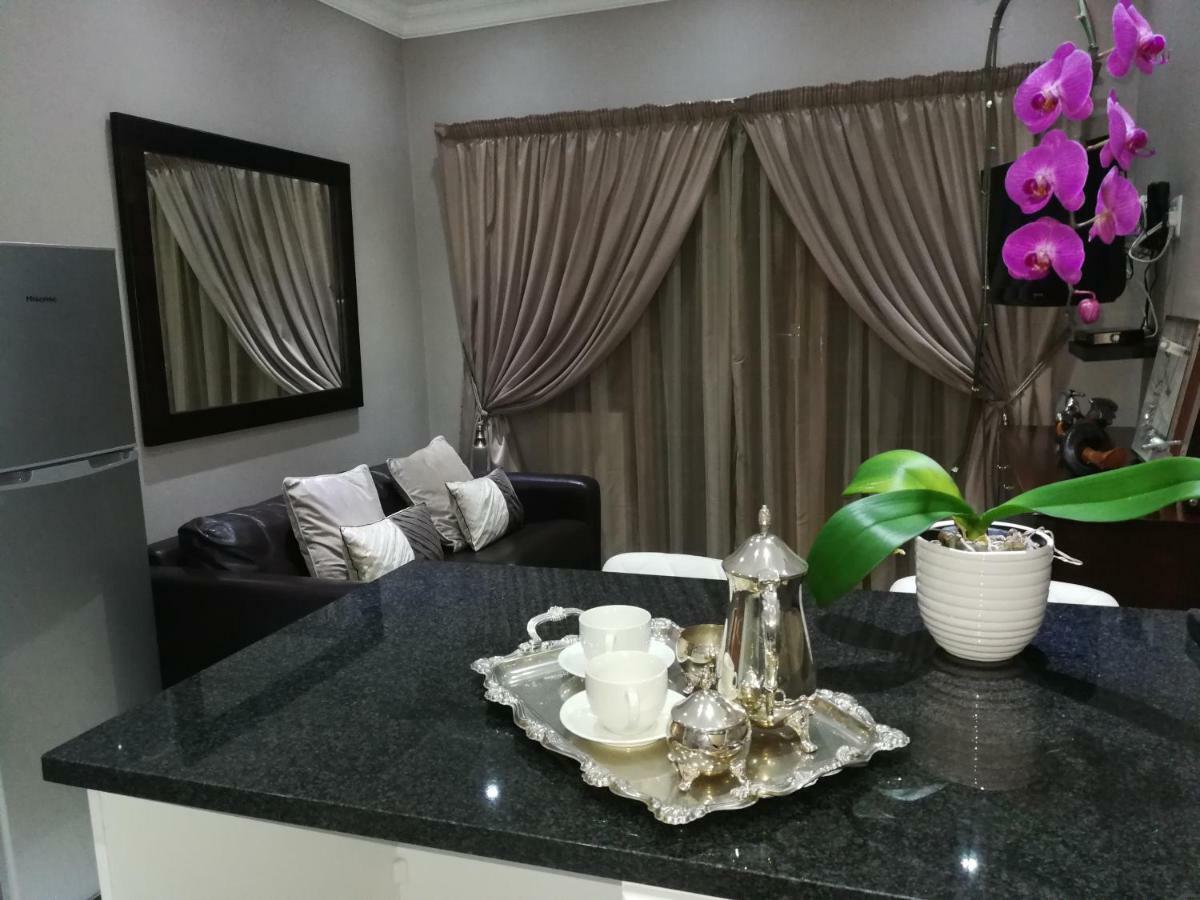 Pongola Road Self Catering Accommodation Uitenhage Екстериор снимка