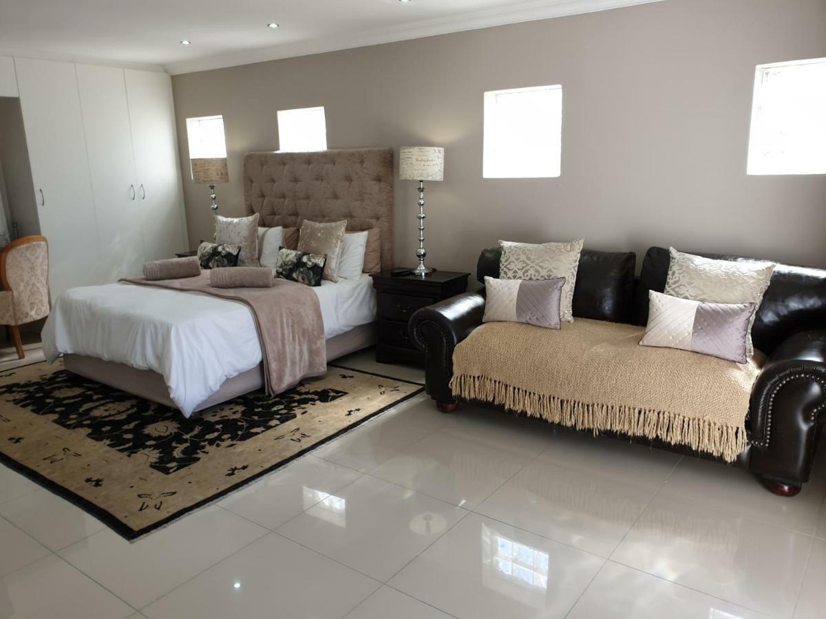 Pongola Road Self Catering Accommodation Uitenhage Екстериор снимка