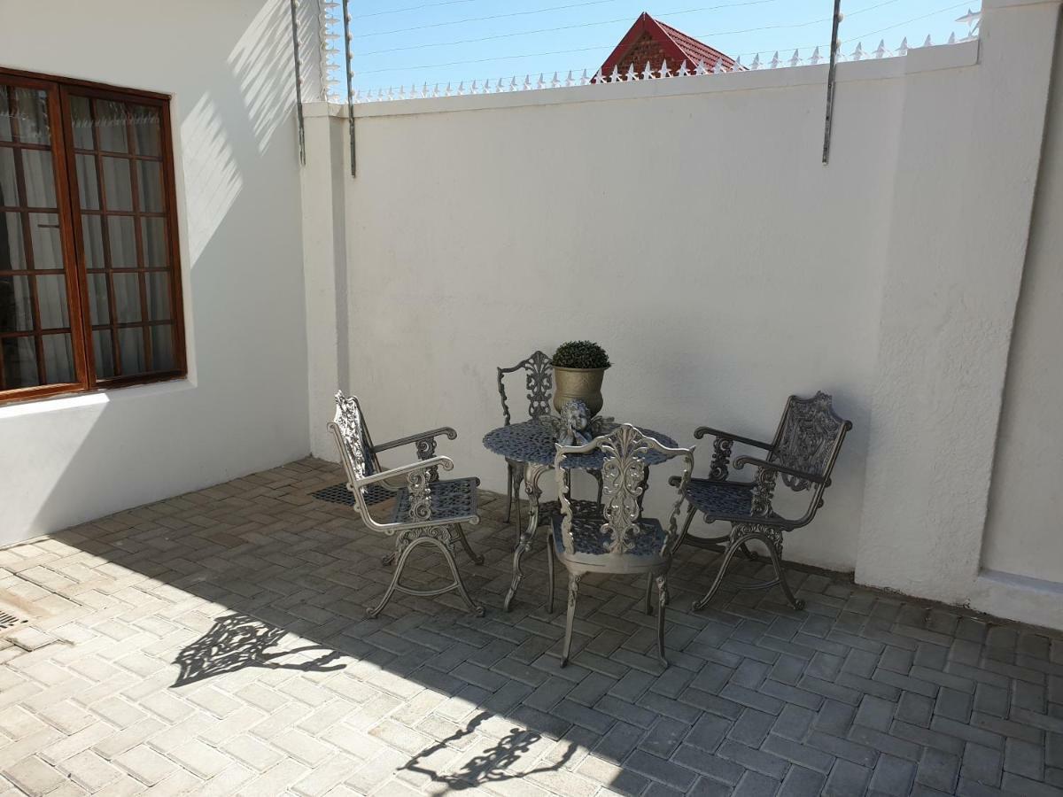 Pongola Road Self Catering Accommodation Uitenhage Екстериор снимка