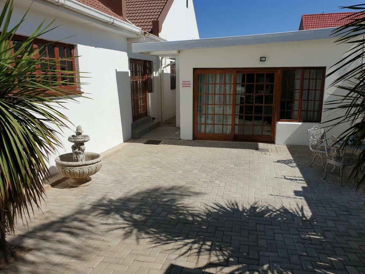 Pongola Road Self Catering Accommodation Uitenhage Екстериор снимка