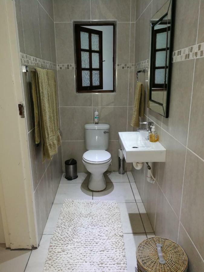 Pongola Road Self Catering Accommodation Uitenhage Екстериор снимка